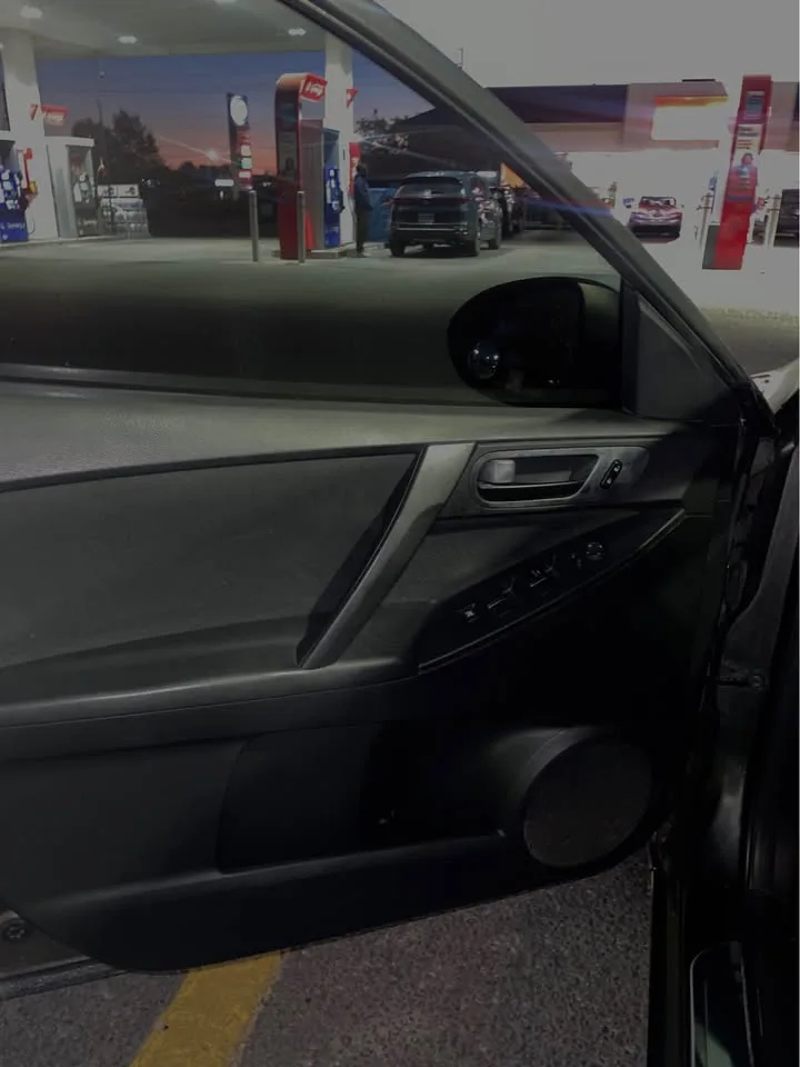 2010 Mazda MAZDA MAZDA3 image indicator(8)