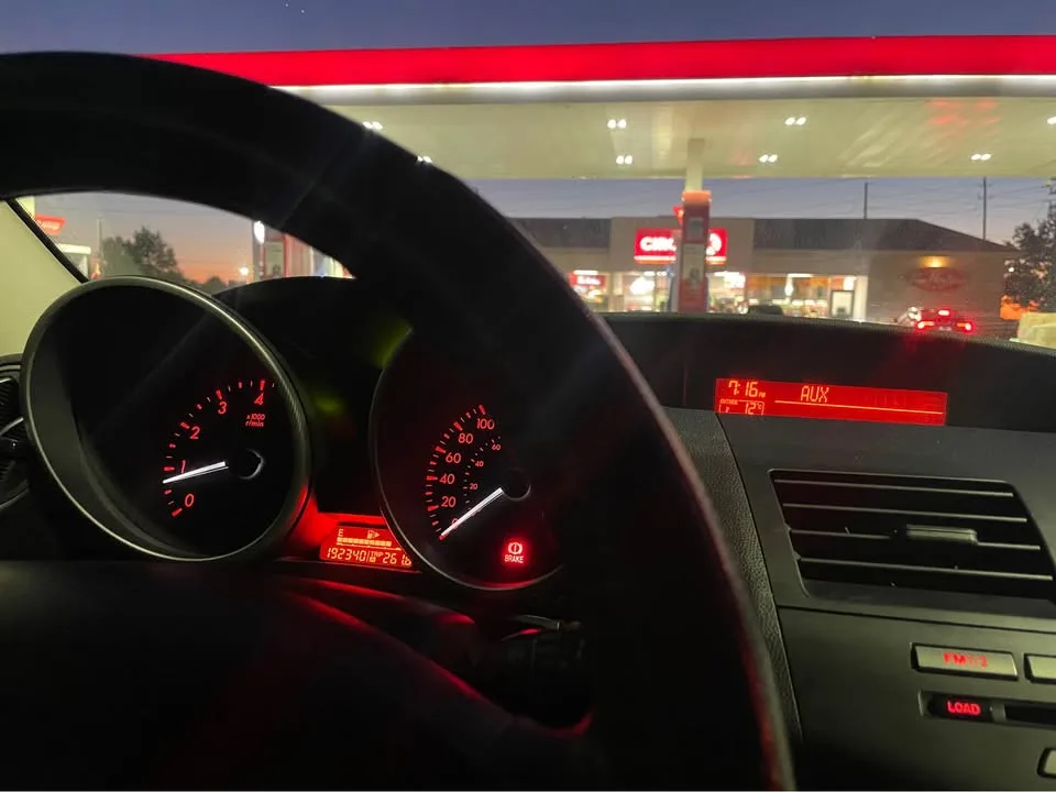 2010 Mazda MAZDA MAZDA3 image indicator(9)