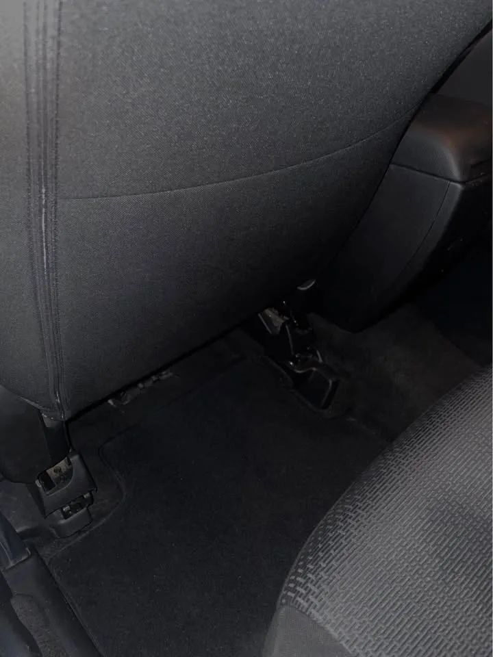 2010 Mazda MAZDA MAZDA3 image indicator(10)