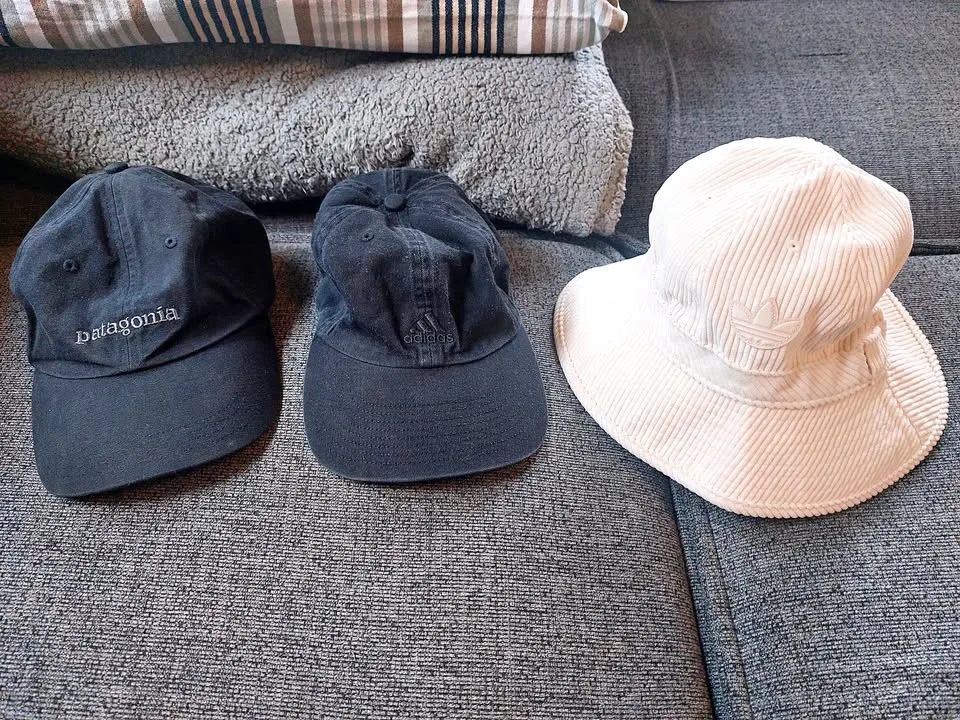 Women’s Hats thumbnail