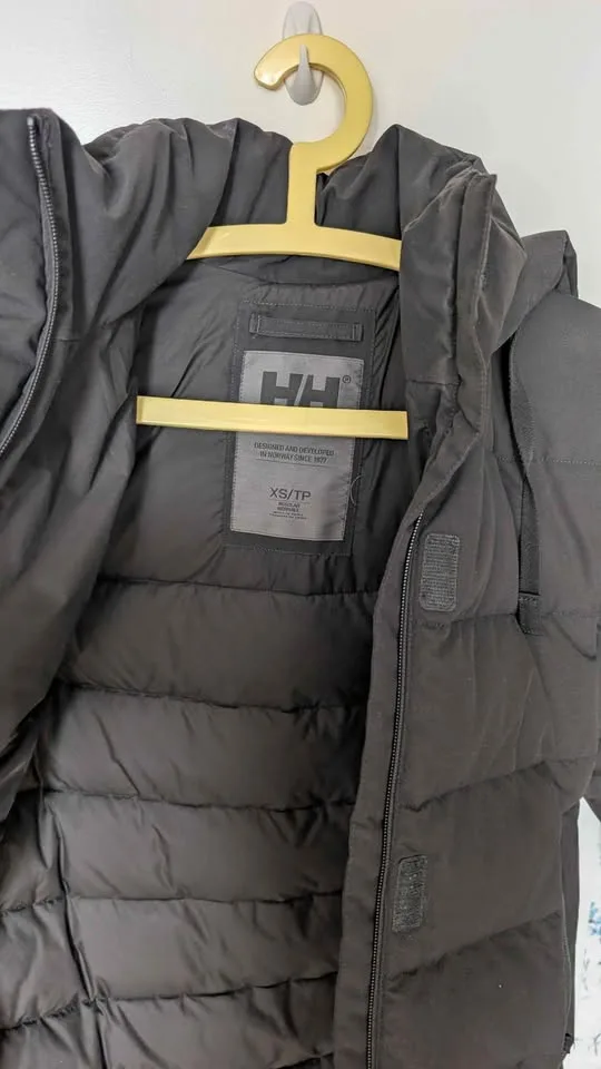 Women's Helly Hansen Jacket Black - Size XS image indicator(4)