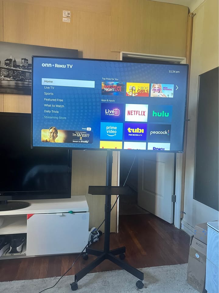 2025 PACK TV onn 55” 4K UHD LED Roku Smart HDR + TV Stand - photo 2