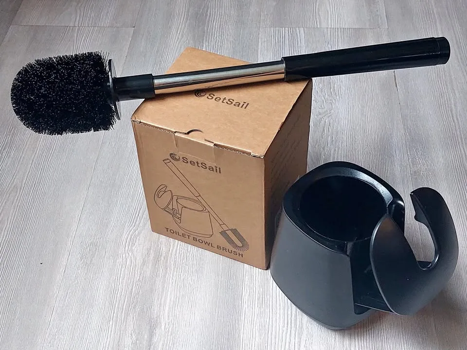 Toilet Brush With Stand (NEW) thumbnail