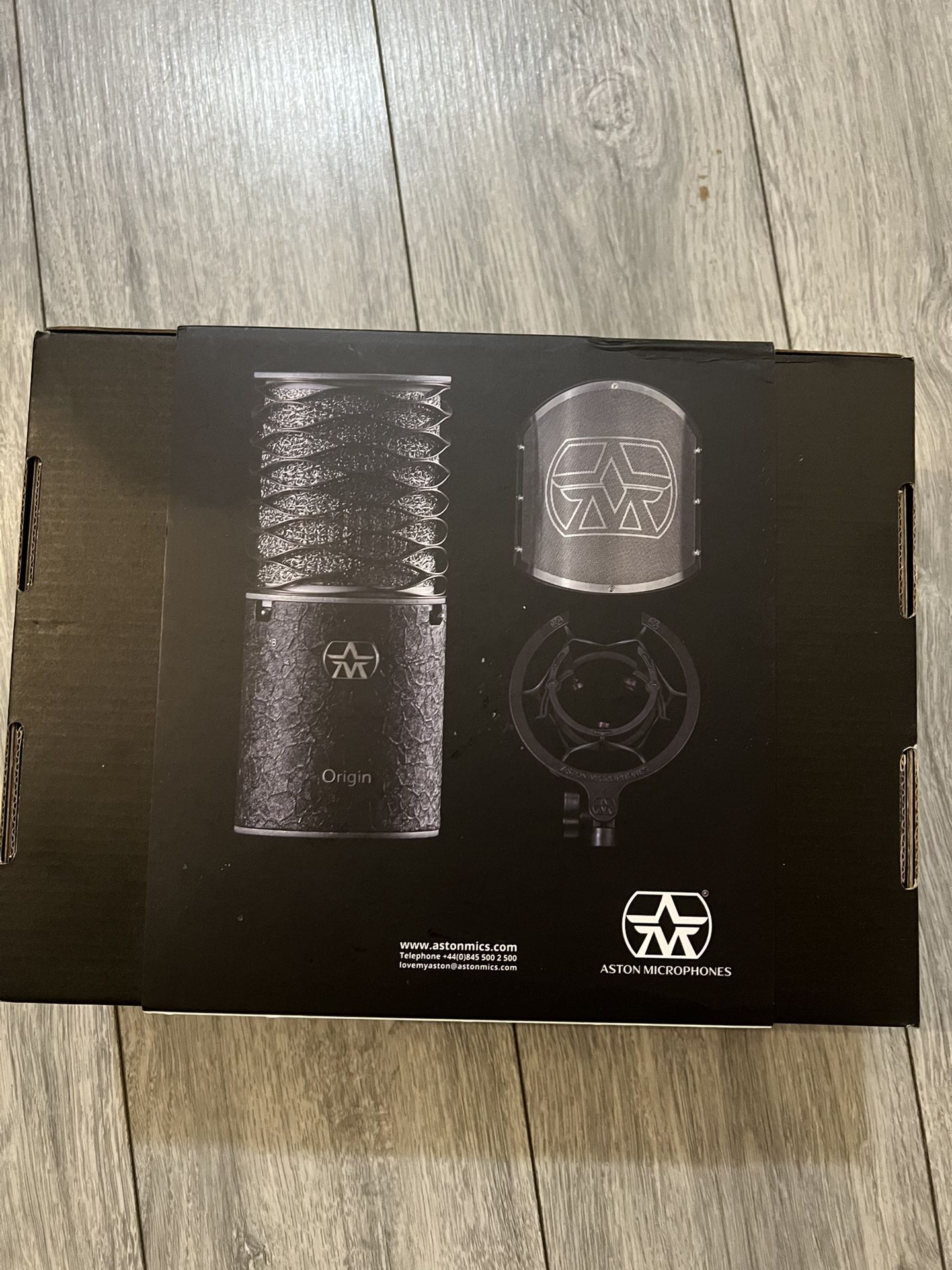 Aston Origin Black Bundle