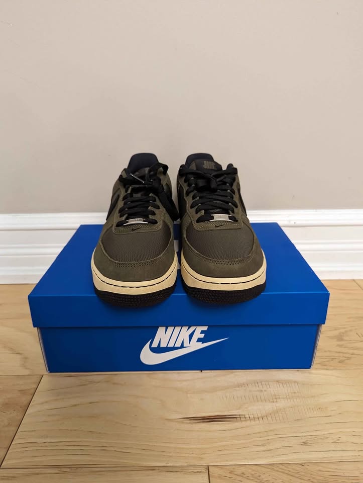 Air Force 1 Low Undefeated Size 9.5 - photo 3