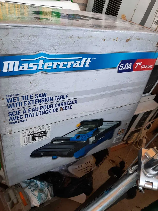 Mastercraft wet tile saw 7 in brand new