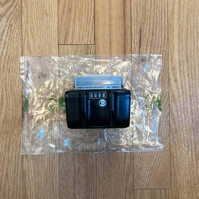 BRAND NEW - Makita 18v LXT 5.0aH battery image indicator(4)