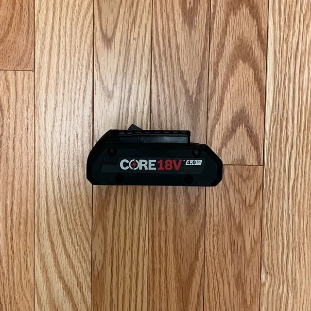 BRAND NEW - Bosch 18v core 4.0ah battery thumbnail