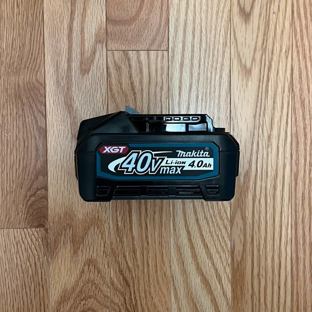 BRAND NEW - Makita 40v max XGT 4.0ah battery thumbnail