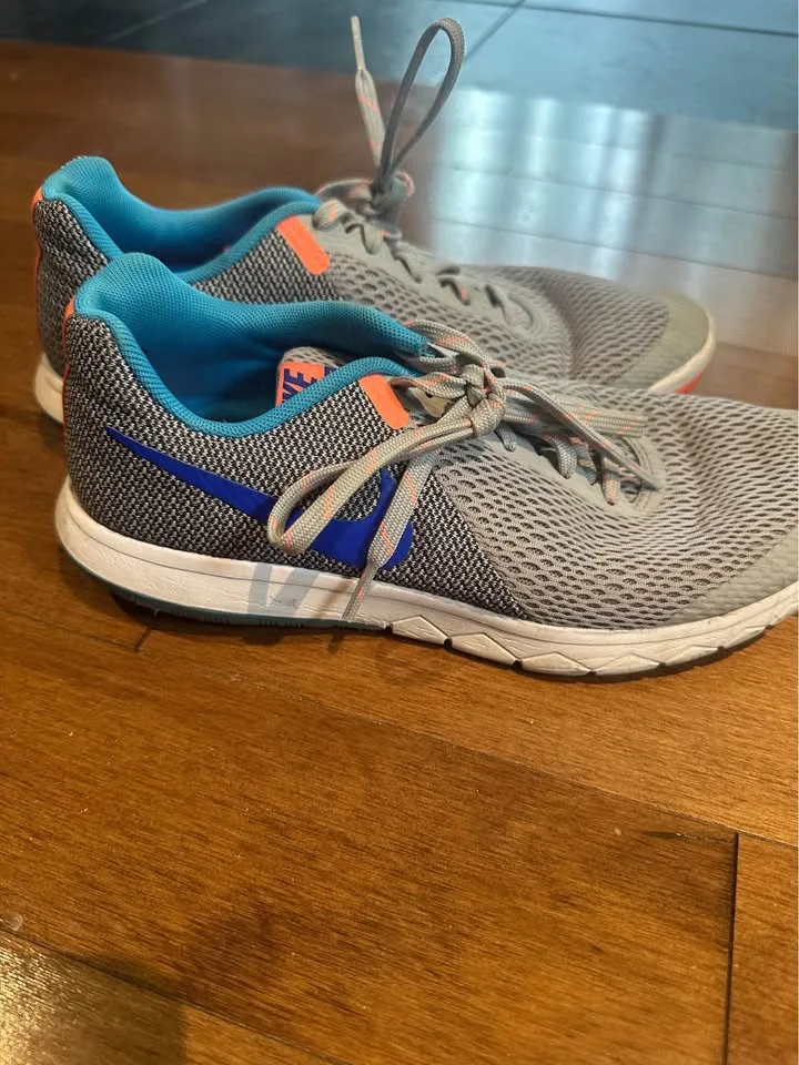 Women’s Nike Runners image indicator(5)