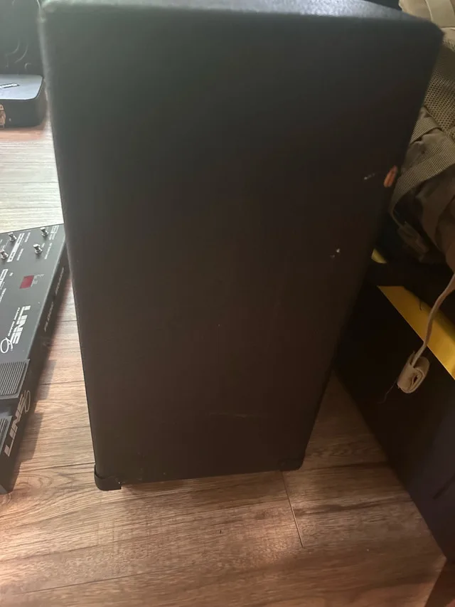 Line 6 Flextone XL 100 Watt Combo with Controller image indicator(4)