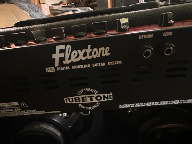 Line 6 Flextone XL 100 Watt Combo with Controller image indicator(7)
