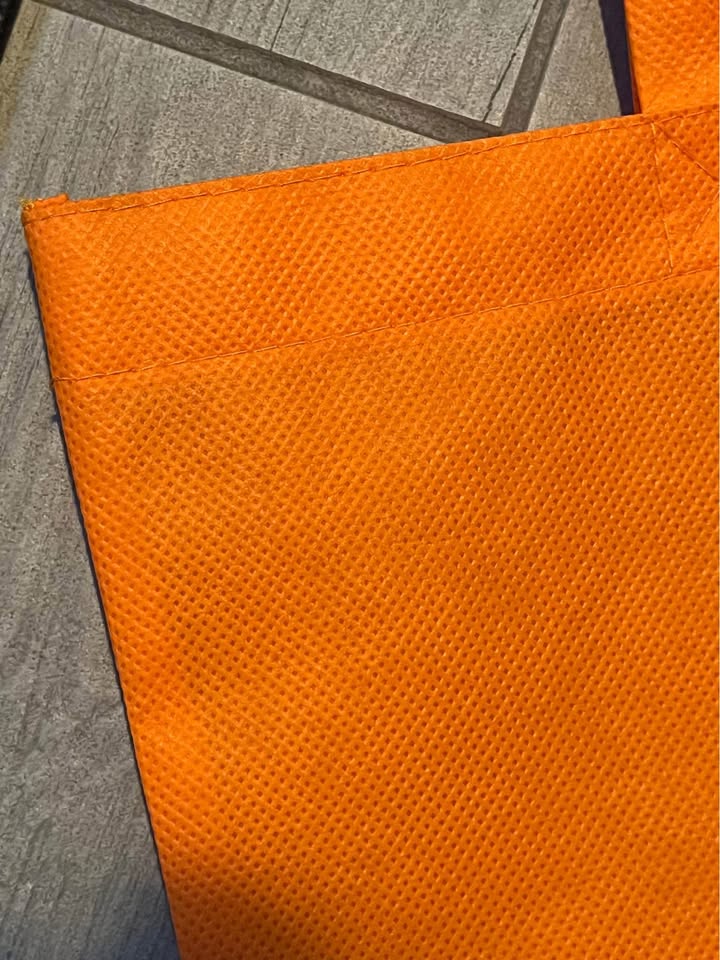 NWOT 28 Halloween Trick or Treat Sacks - photo 3