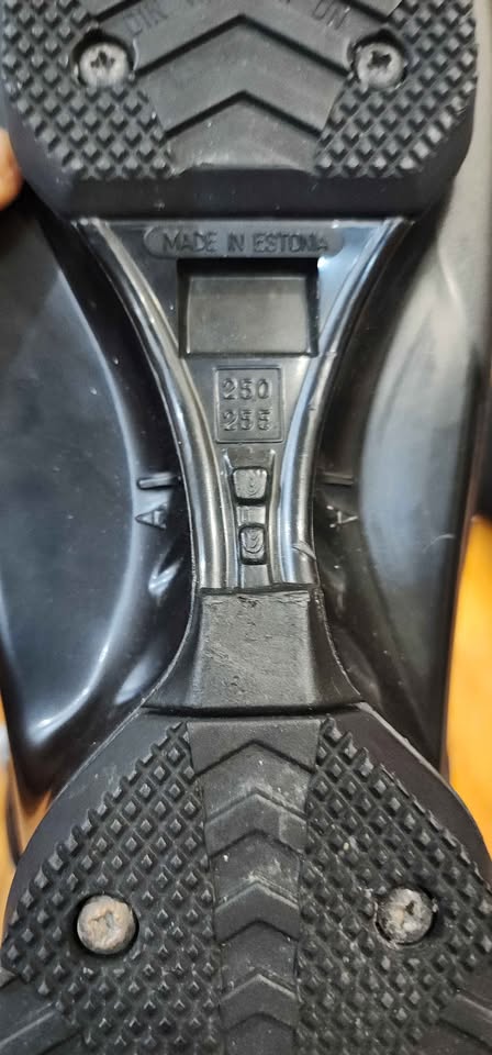 HEAD Skis, size 25.0 - 25.5 - photo 4