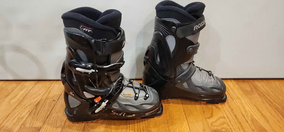 ROSSIGNOL Ski Boots. Size 24.5 - photo 2