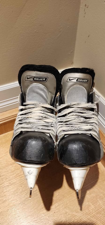 Bauer Vapor Hockey skates - size 8.5 D - photo 4