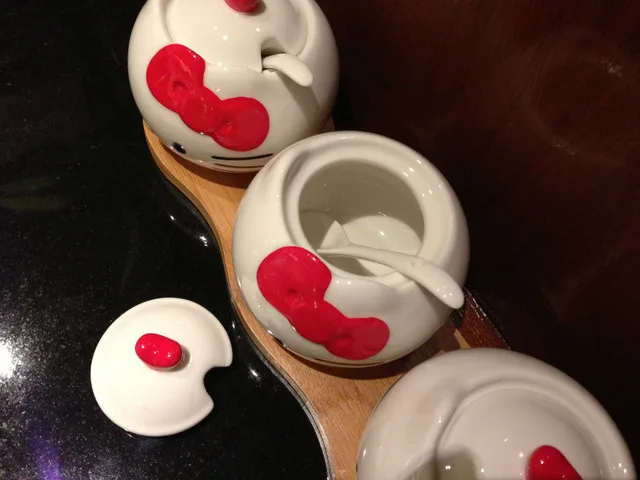 Hello Kitty Condiments Jars with Spoons image indicator(3)