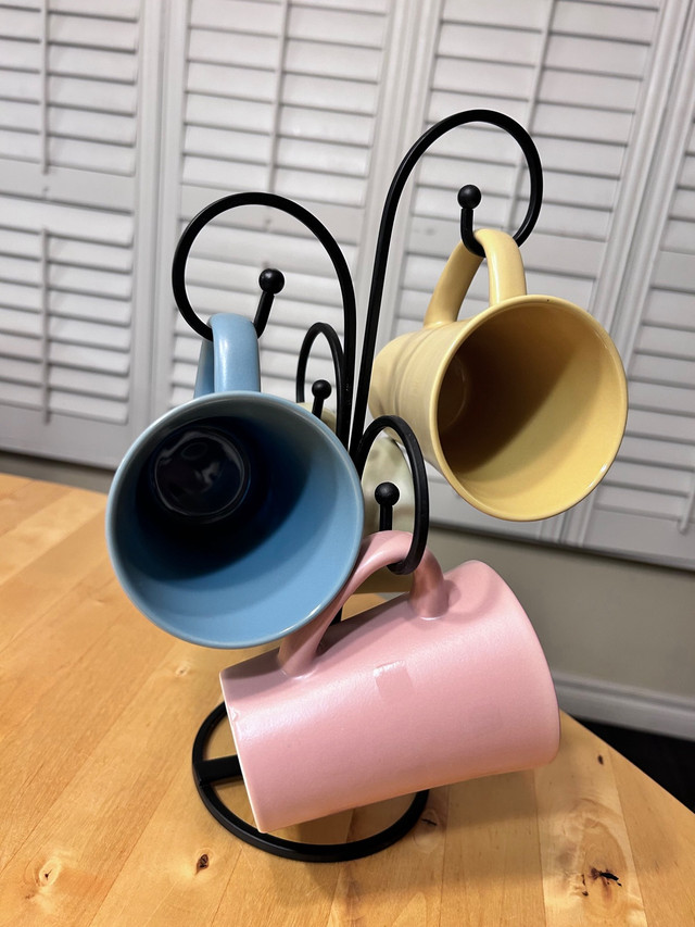 Brand new 4 mugs with a mug stand - photo 3