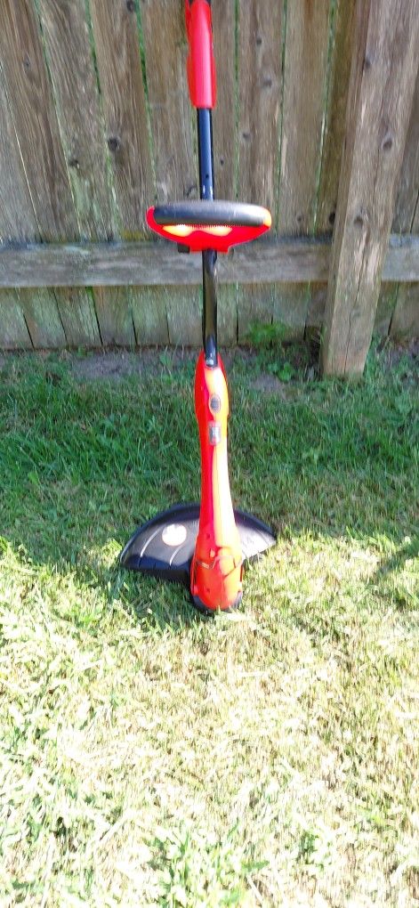 GrassHog Corded Grass Trimmer