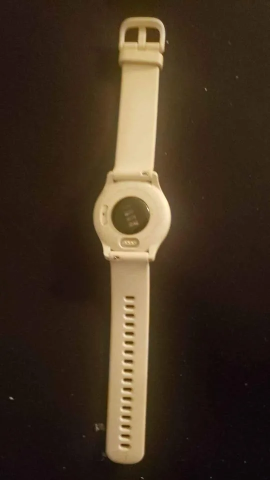 Garmin vivomove smart watch image indicator(3)