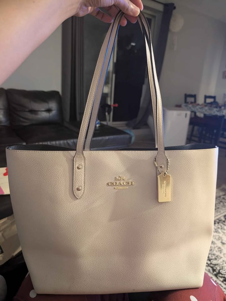 White coach Mollie tote bag#new # clean # no zip # no stains - photo 4