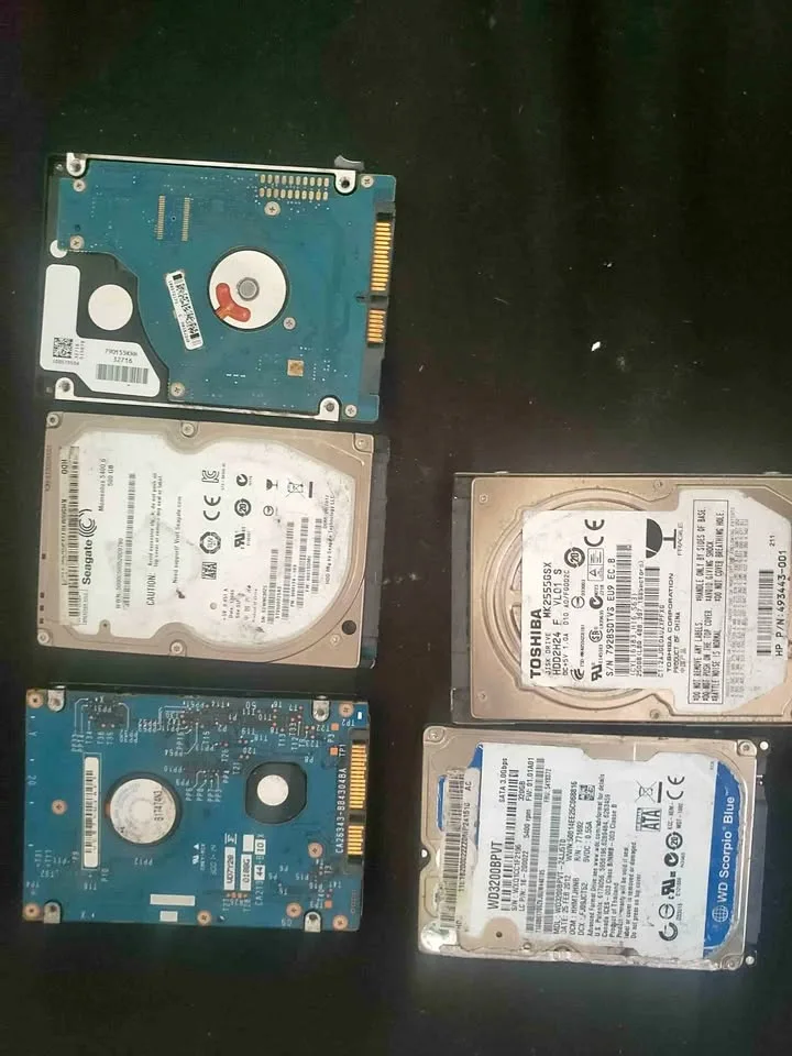 TOSHIBA SEAGATE HATACHI 500 GB-350 GB HARD DRIVES