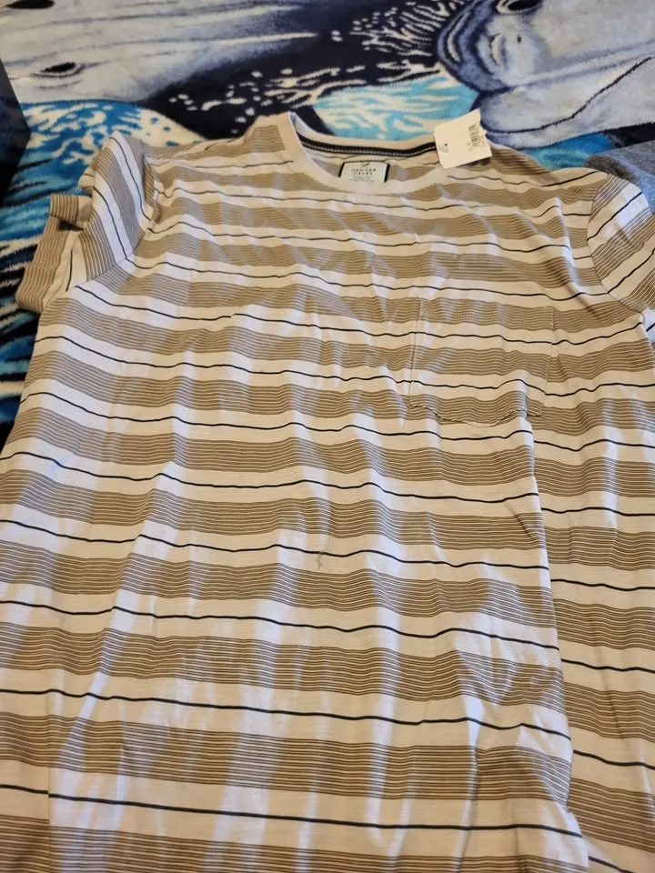 2 Brand New Denver Hayes Shirts image indicator(2)