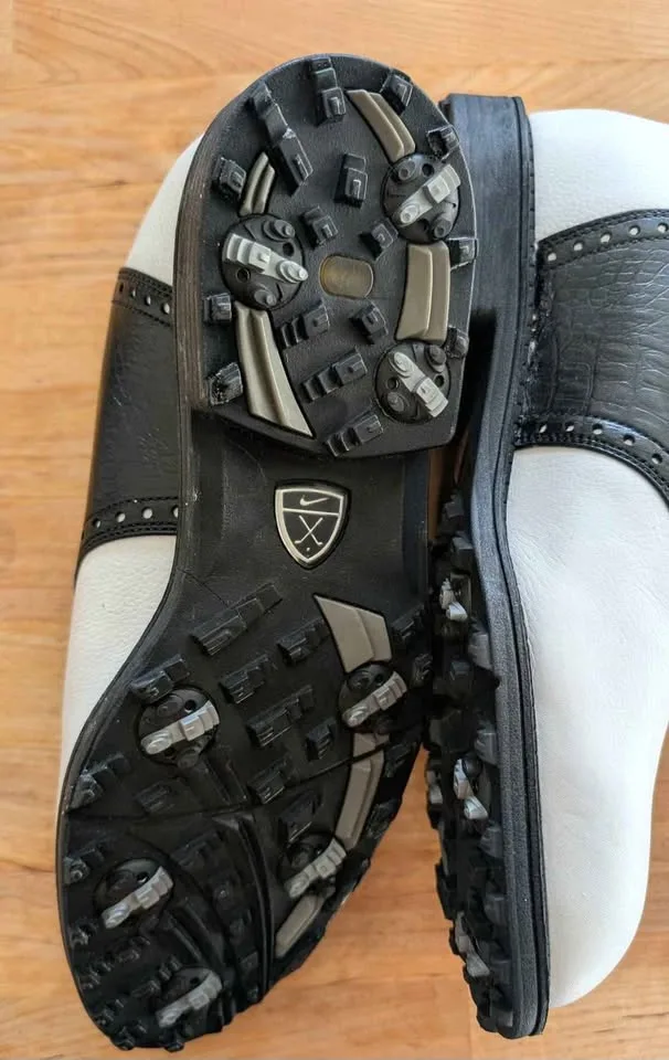 Nike Air Golf Shoes Air Comfort Men Size 7 image indicator(3)