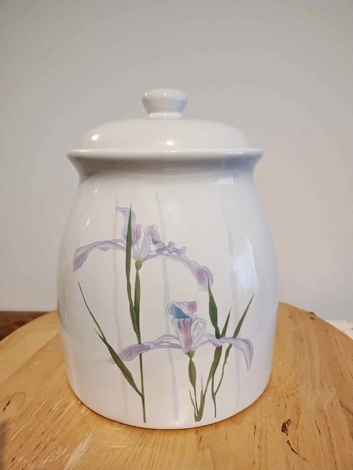 Corelle Cookie Jar, Shadow Iris, Purple Flower, Vintage 80s