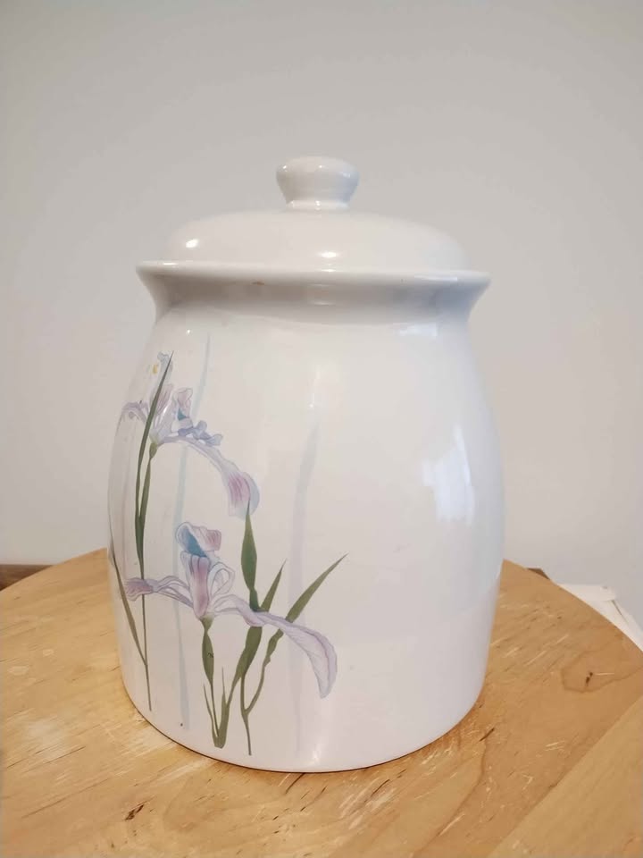 Corelle Cookie Jar, Shadow Iris, Purple Flower, Vintage 80s - photo 3