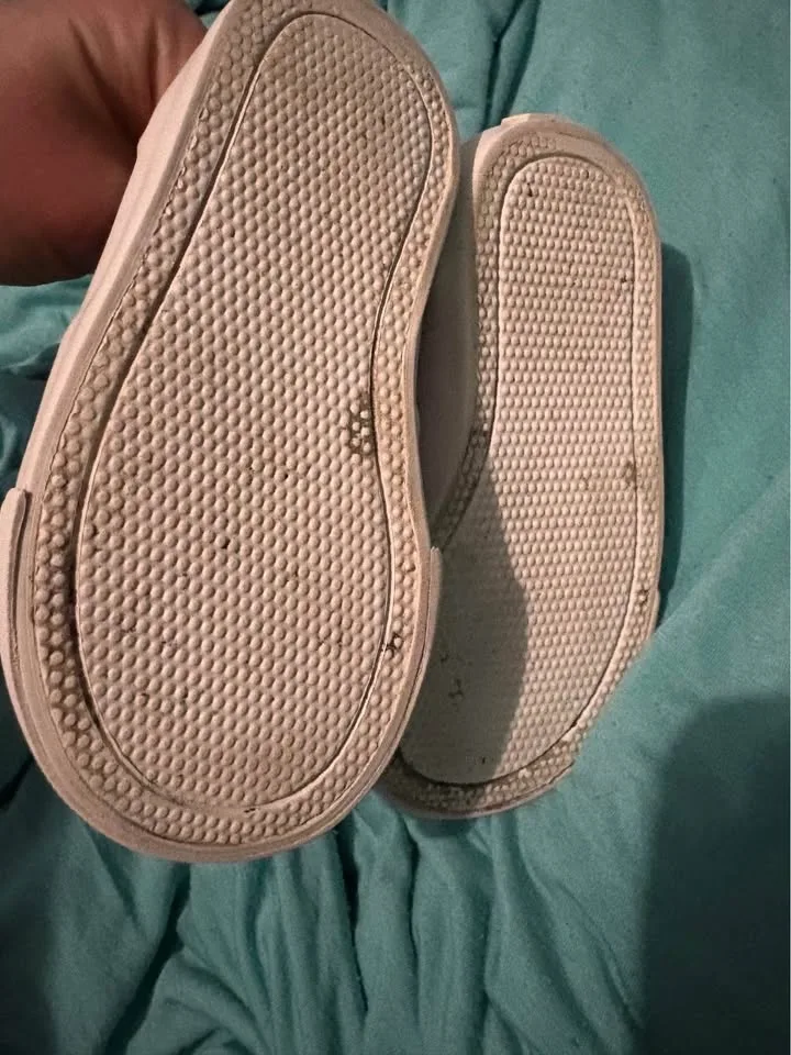 Brown high top shoes image indicator(2)