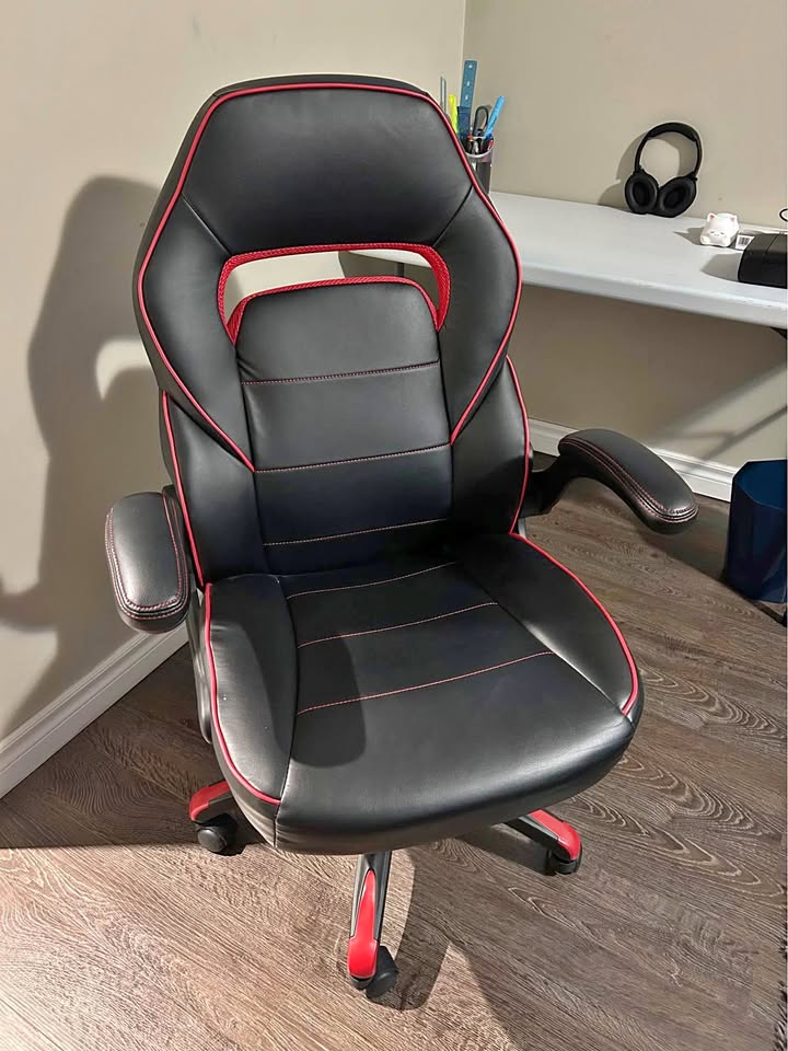 True Innovations Gaming Chair/Office chair – Like New