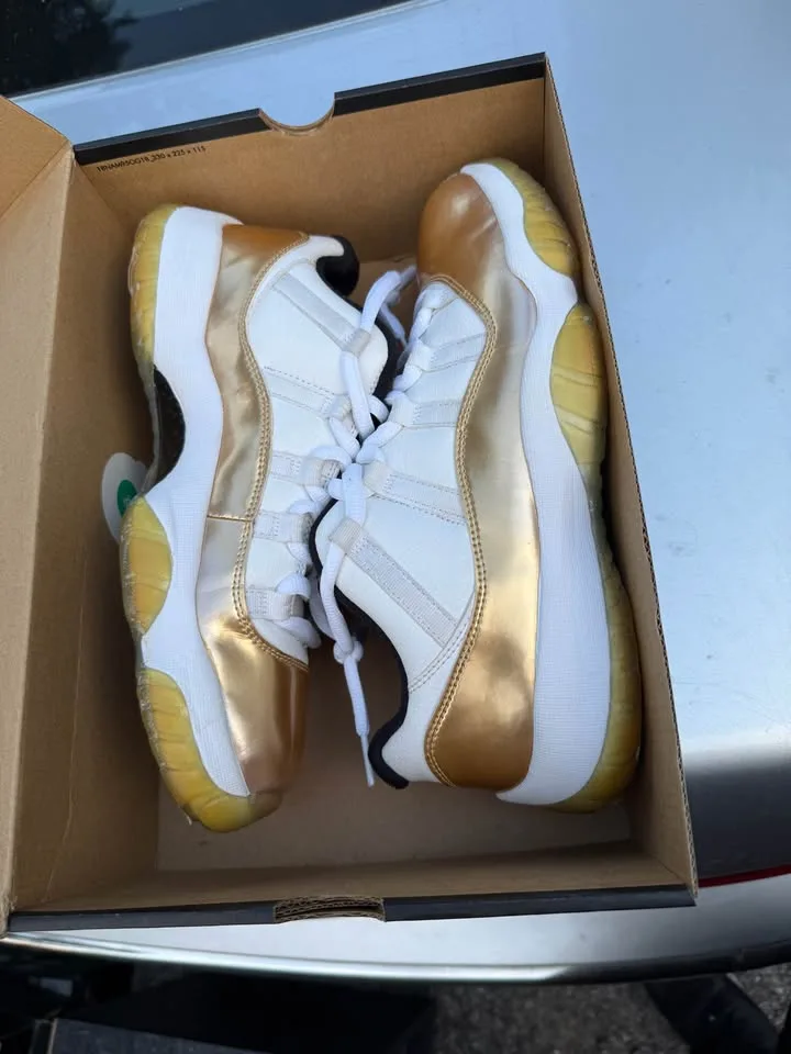 Random Kicks (Sizes in Pictures) image indicator(8)