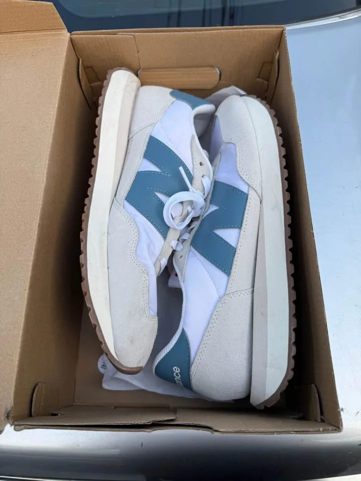 Random Kicks (Sizes in Pictures) image indicator(9)