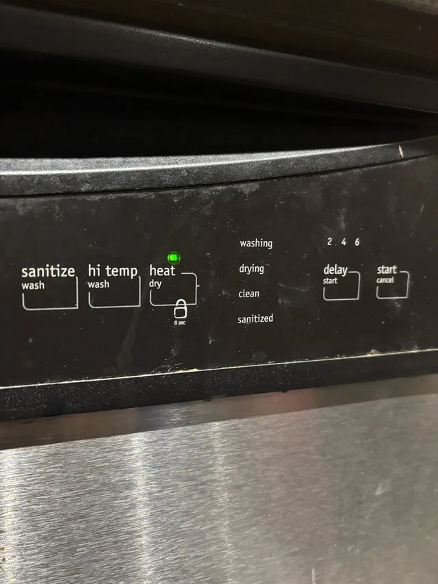 Frigidaire 24” dishwasher works fine image indicator(3)