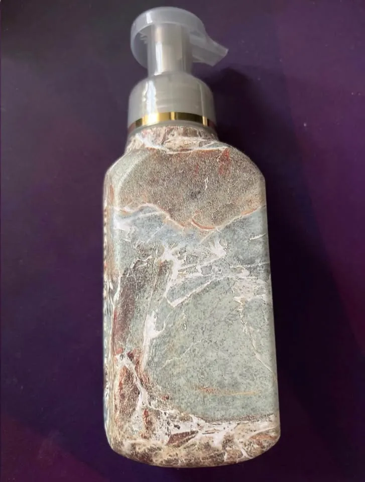 Bath & Body Works Refillable Soap Dispenser image indicator(3)