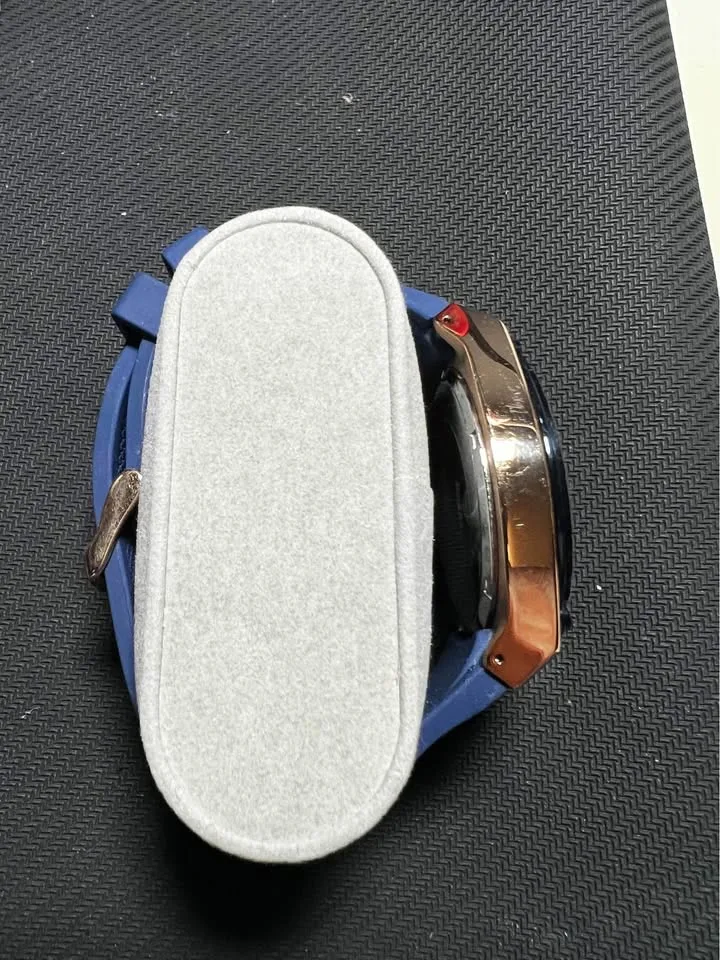 Guess Men’s Blue Rose Gold 45mm image indicator(2)