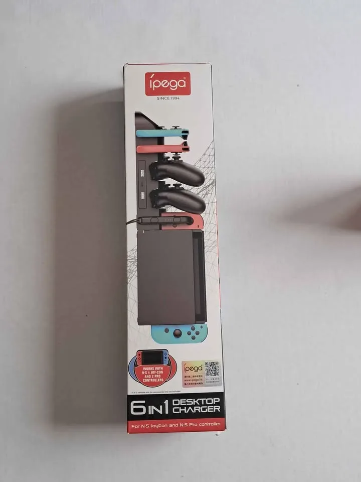 Ipega 6 in 1 Desktop Charger for Nintendo Switch thumbnail