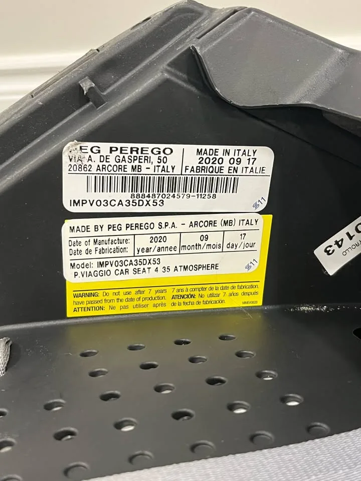 Peg Perego Primo Viaggio With Base (Expires Sept 2027) image indicator(3)