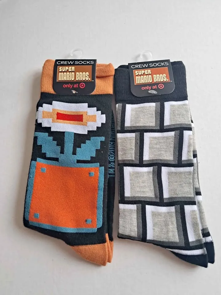 Super Mario Bros. Crew Socks (2 Pairs) thumbnail