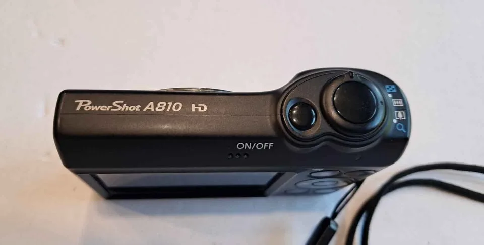 Canon powershot A810 digital camera image indicator(4)