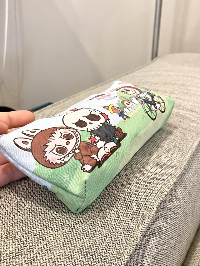 Labubu pencil case image indicator(3)