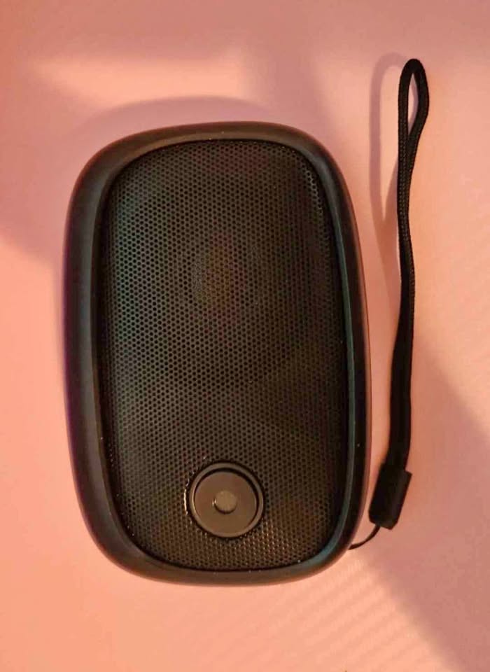 Black Portable Bluetooth Speaker