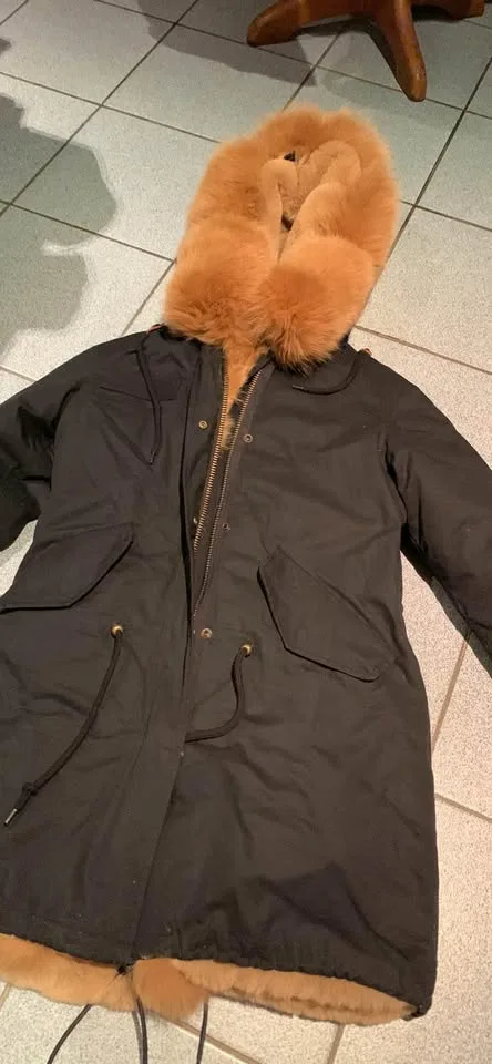 Women’s black winter coat with real fur size small image indicator(4)