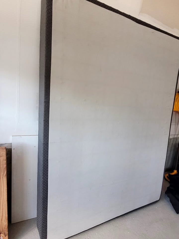 Queen size bed box for 🥕 SALE 🥕 - photo 2