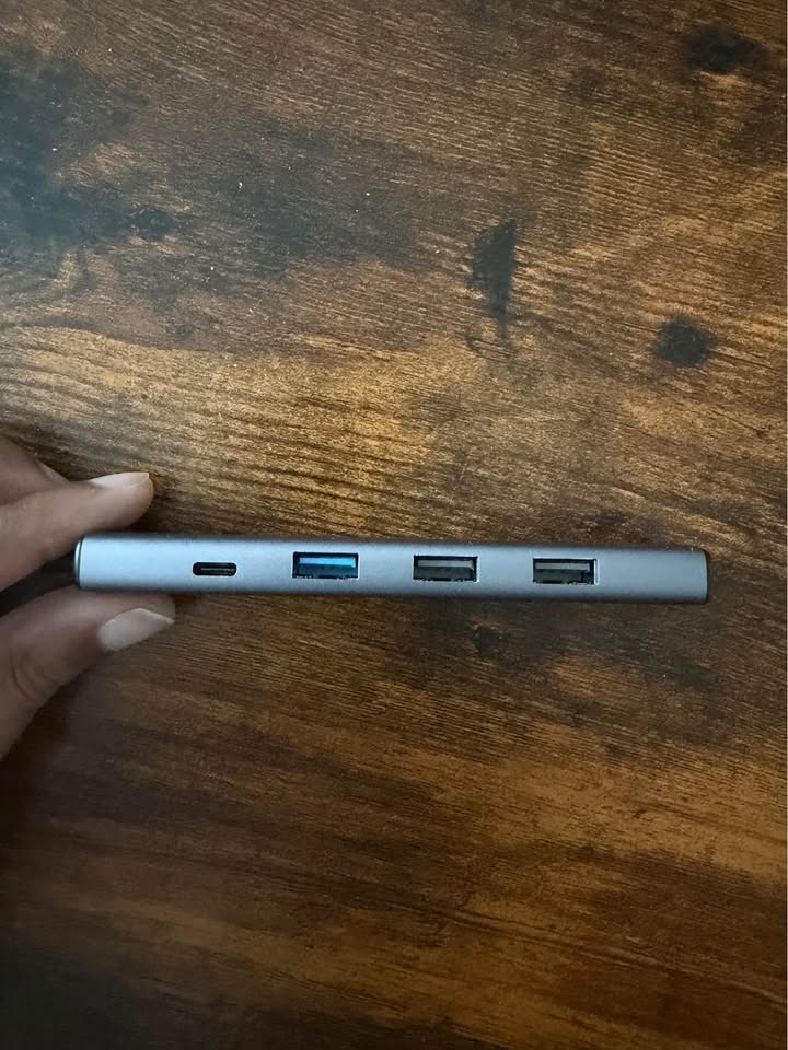 UGreen adapter - photo 3