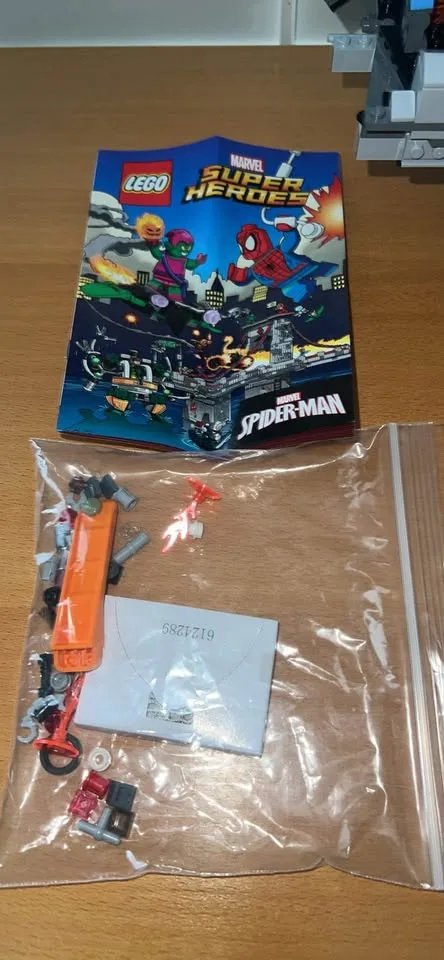 spider-man™: web warriors ultimate bridge battle 76057 image indicator(4)