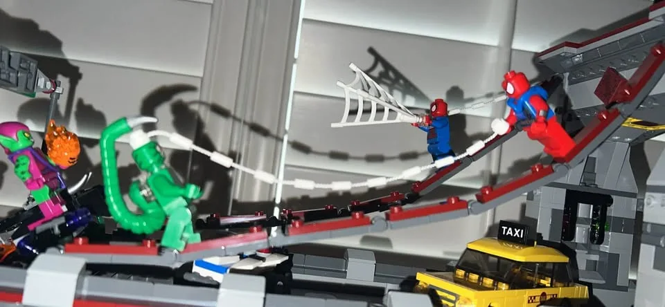 spider-man™: web warriors ultimate bridge battle 76057 image indicator(6)