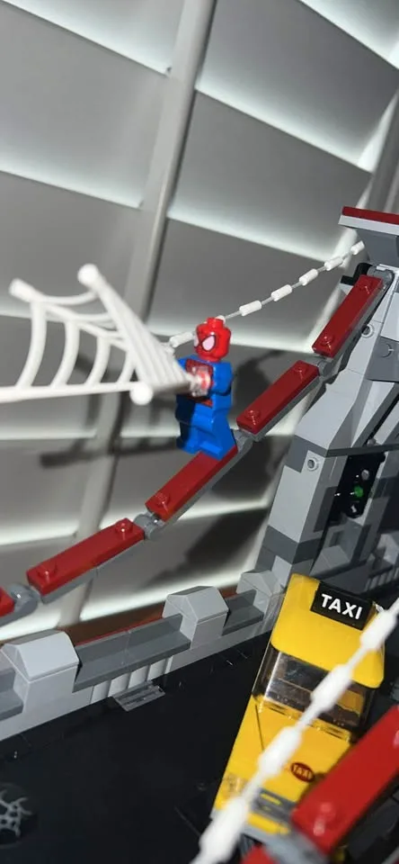 spider-man™: web warriors ultimate bridge battle 76057 image indicator(8)