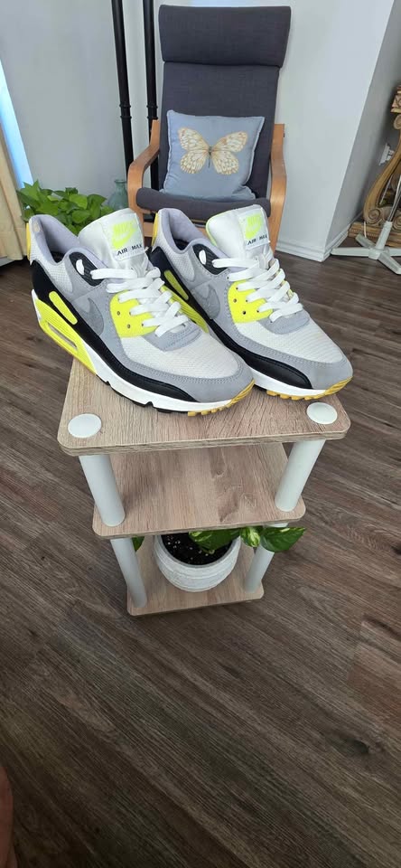 Nike Air max 90 "VOLT" GUC size 11.5 - photo 4